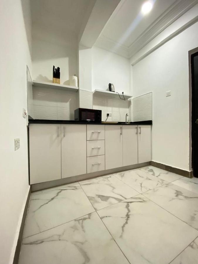 Milton Avenue Suites Accra Bagian luar foto
