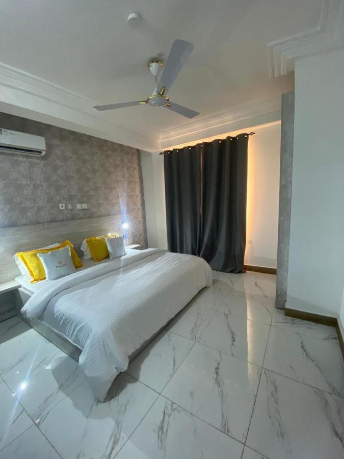 Milton Avenue Suites Accra Bagian luar foto