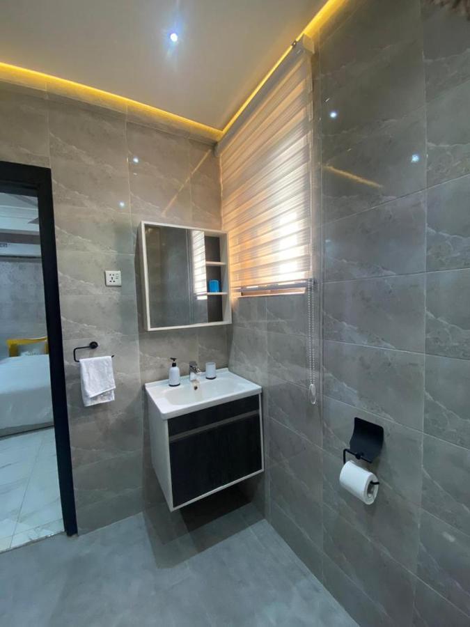 Milton Avenue Suites Accra Bagian luar foto